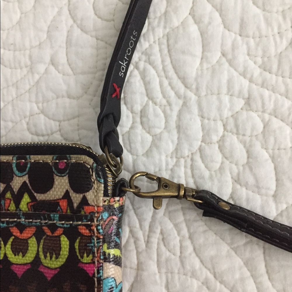 Sak Roots Wristlet Wallet - Picture 2 of 4